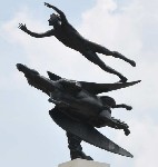 4346